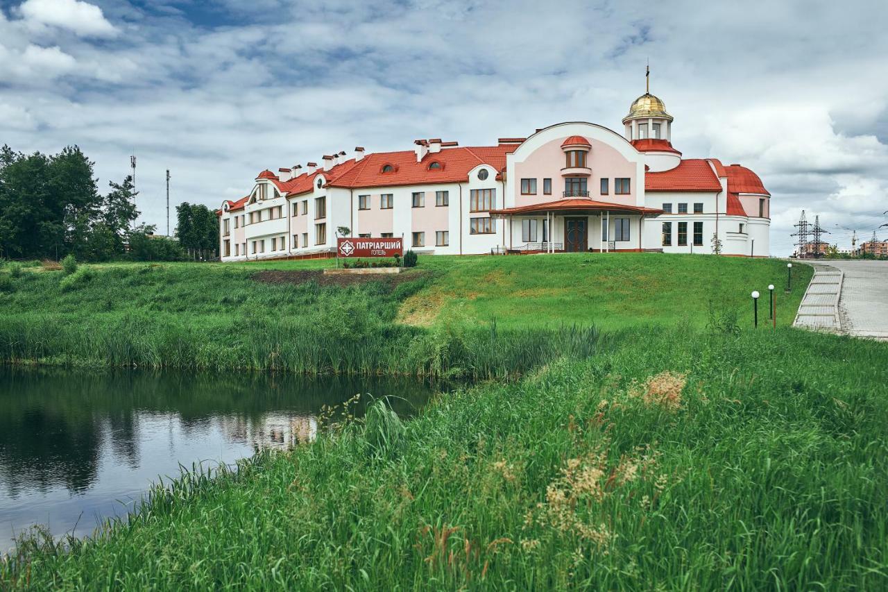 Hotel Patriarshyi Lemberg Exterior foto
